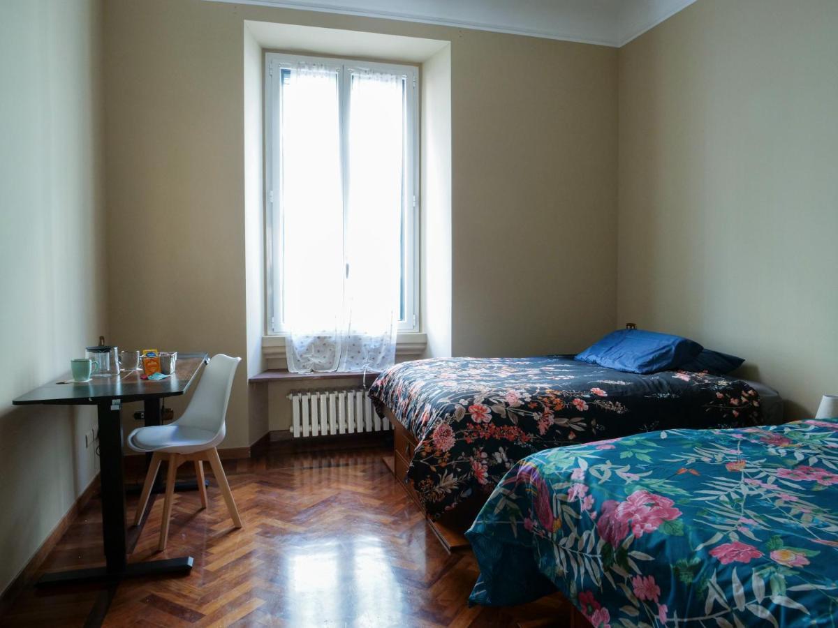 Wonderful Downtown Apartment-Hd Netflix, King-Size Bed, Two Minutes' Walk From Metro Milano Eksteriør bilde